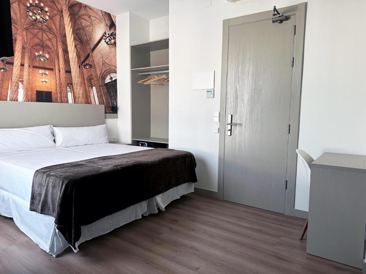 Hotel Bestprice Valencia Kültér fotó