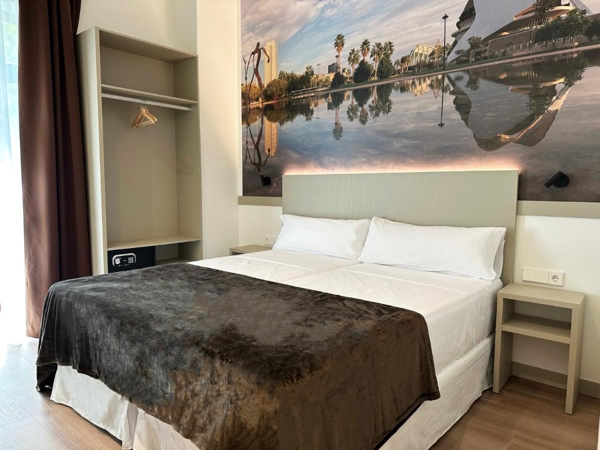 Hotel Bestprice Valencia Kültér fotó