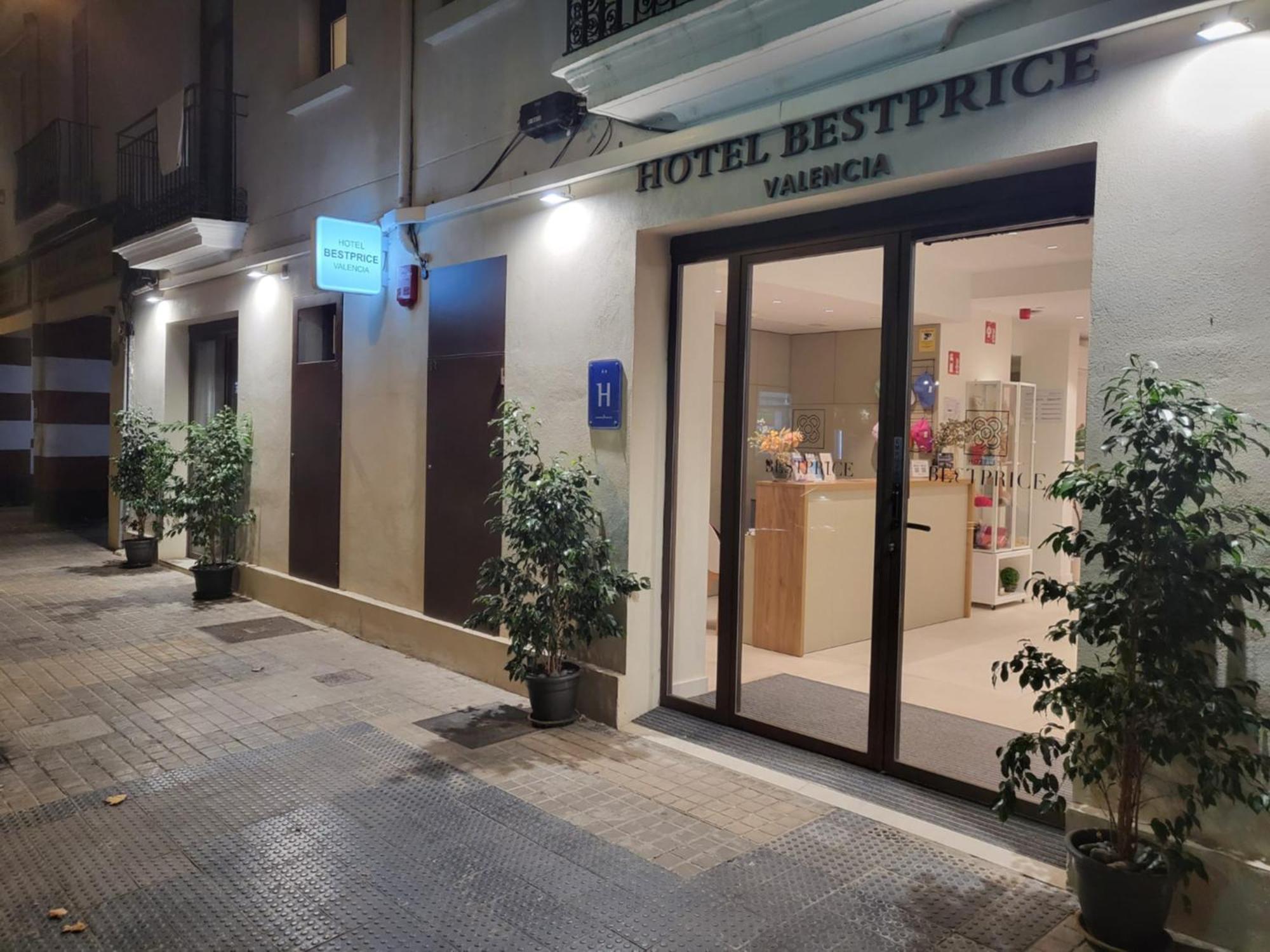 Hotel Bestprice Valencia Kültér fotó